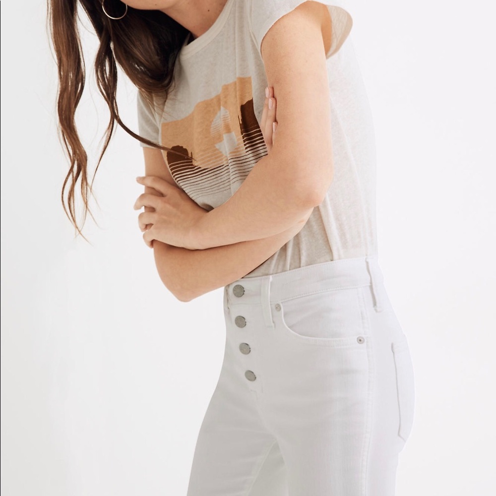 Curvy High-Rise Skinny Crop Jeans in Pure White